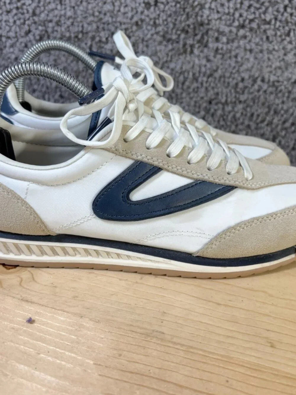 Tretorn Kristine Sneaker Womens Size 8 Suede Nylon White Cream Blue Low Top Shoe